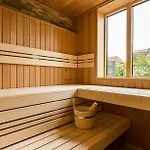 Hyggelig Hus 부스트로우